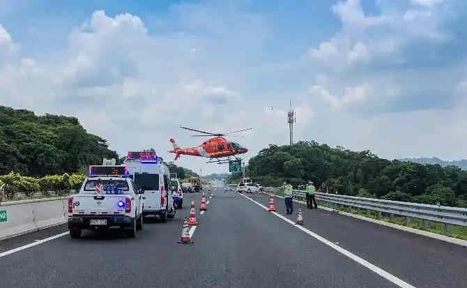 获嘉高速公路汽车救援案例